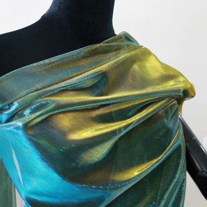 Metallisch glitzernder Mesh-Tü – Sewing Technical Fabrics Bewertung und Preis